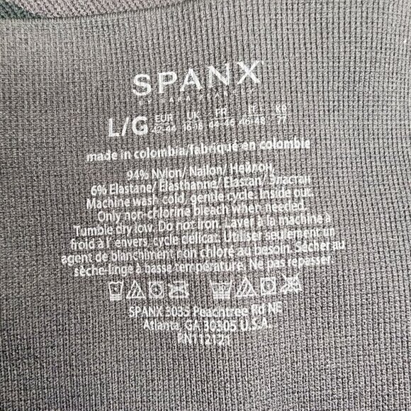 Spanx EcoCare Seamless Leggings Black Camo, Large - Picture 6 of 6